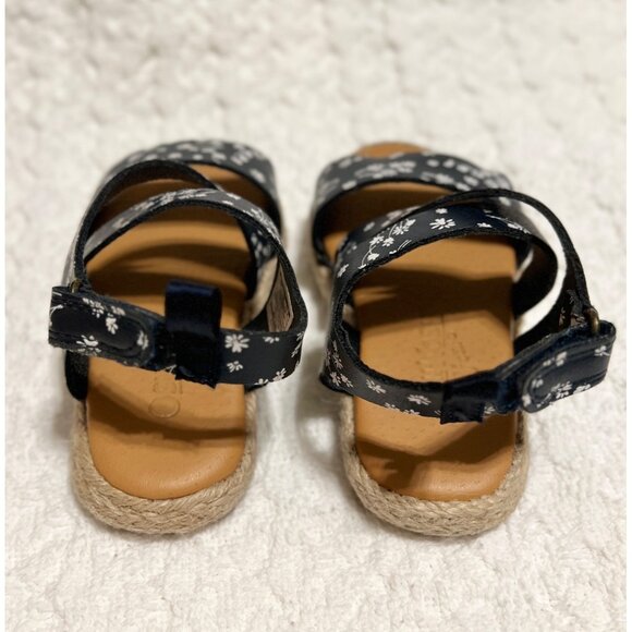 Toddler Girl Oshkosh Bgosh Navy Floral Print Espadrille Sandals size 4 - Picture 4 of 7
